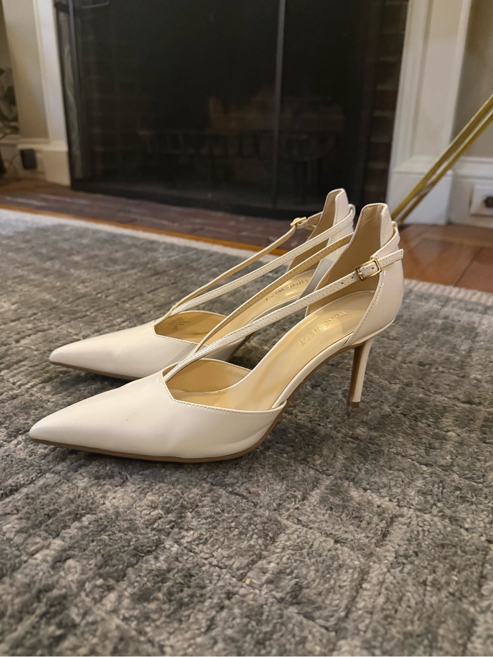 Classic Pointed-Toe Slingback Heels in Ivory